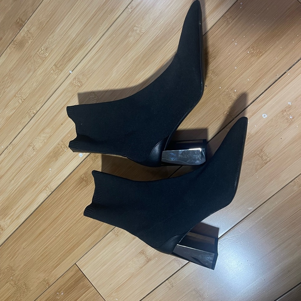 Zara Black Pointed Toe Heeled Boots - Picture 2 of 3